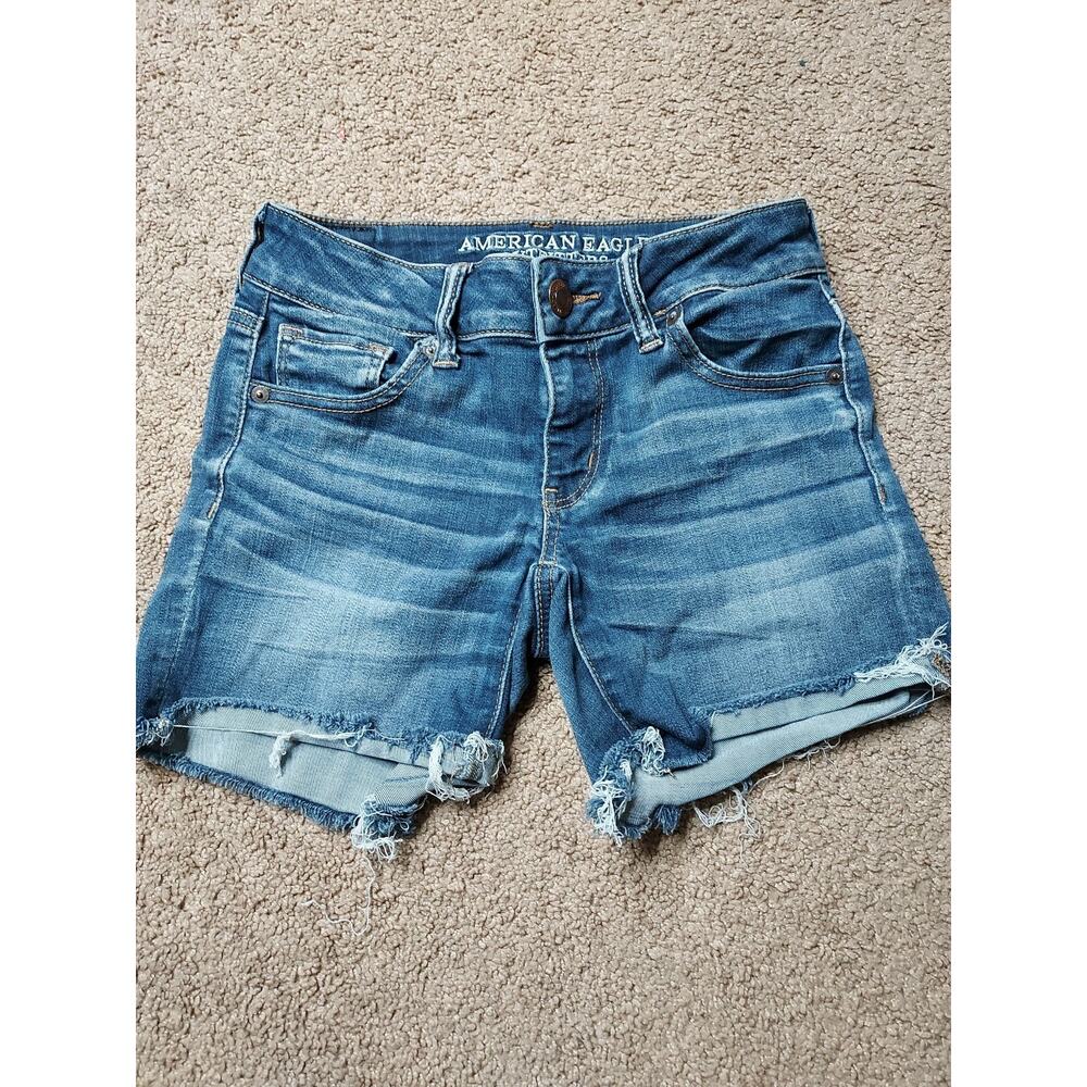 Junior's Size 0 American Eagle Super Super Stretch Midi Jean Shorts